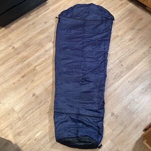 Slumberjack Go N Grow Kids Youth Sleeping Bag 29"x63" Expands to 29"x73"